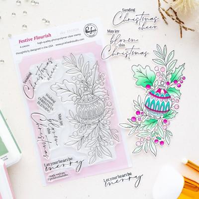 Pinkfresh Studio Season Of Wonder Stempel - Festive Flourish